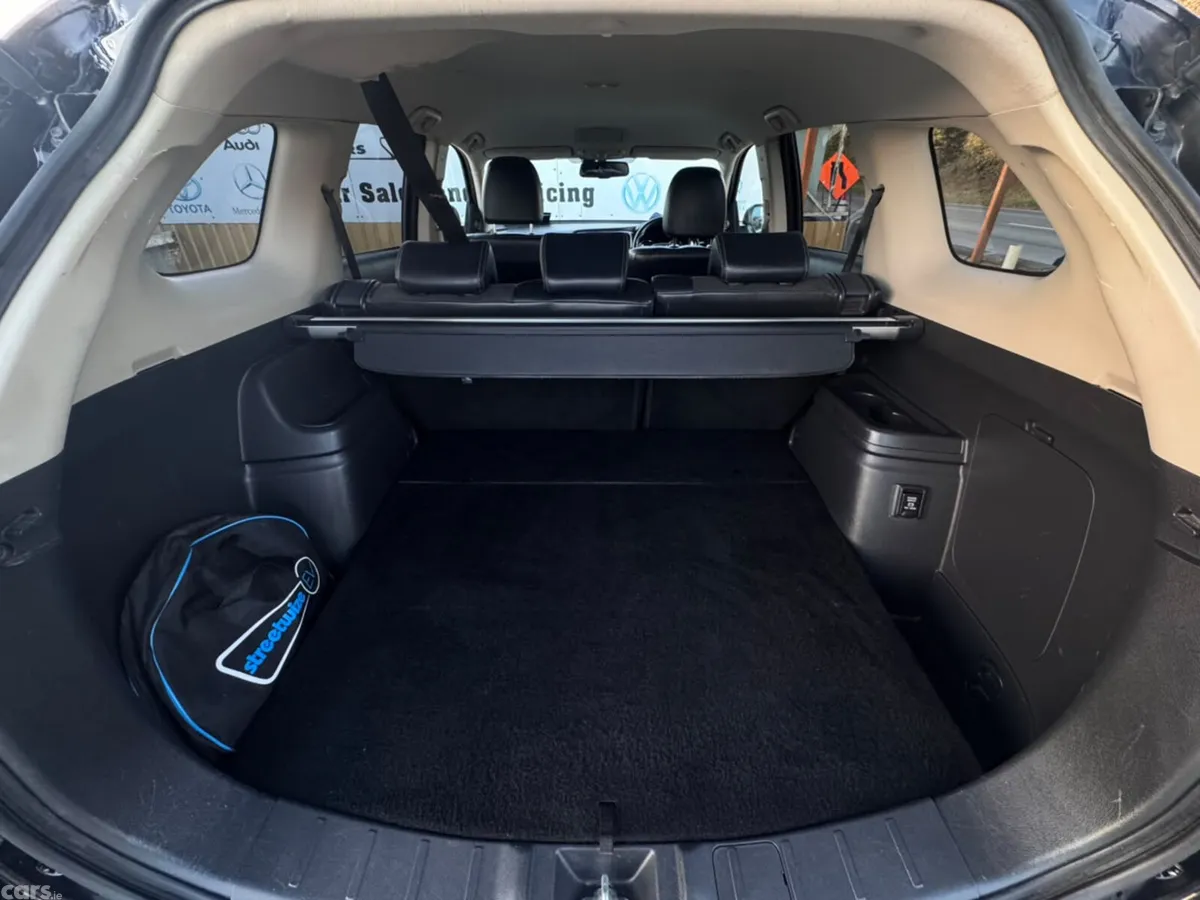 Mitsubishi Outlander SUV, Petrol Plug-in Hybrid, 2018, Black