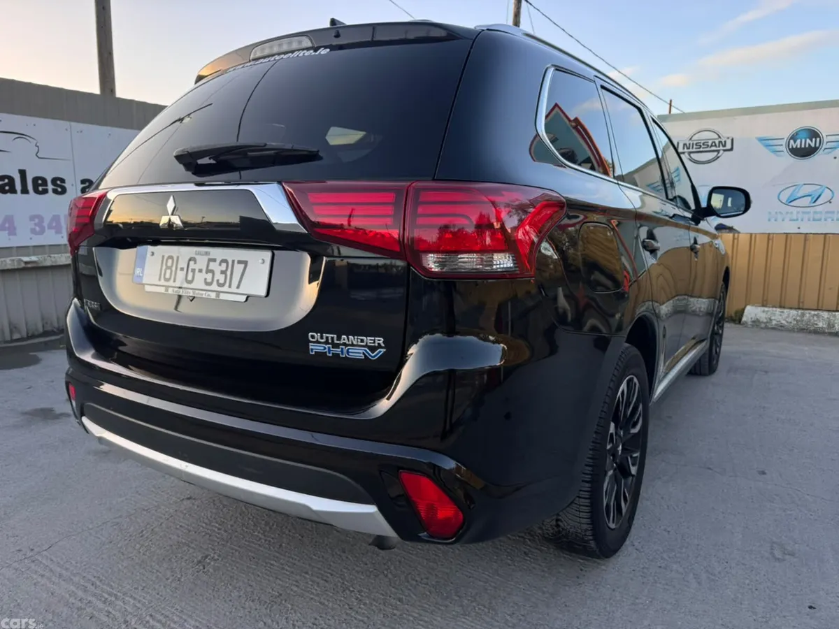 Mitsubishi Outlander SUV, Petrol Plug-in Hybrid, 2018, Black