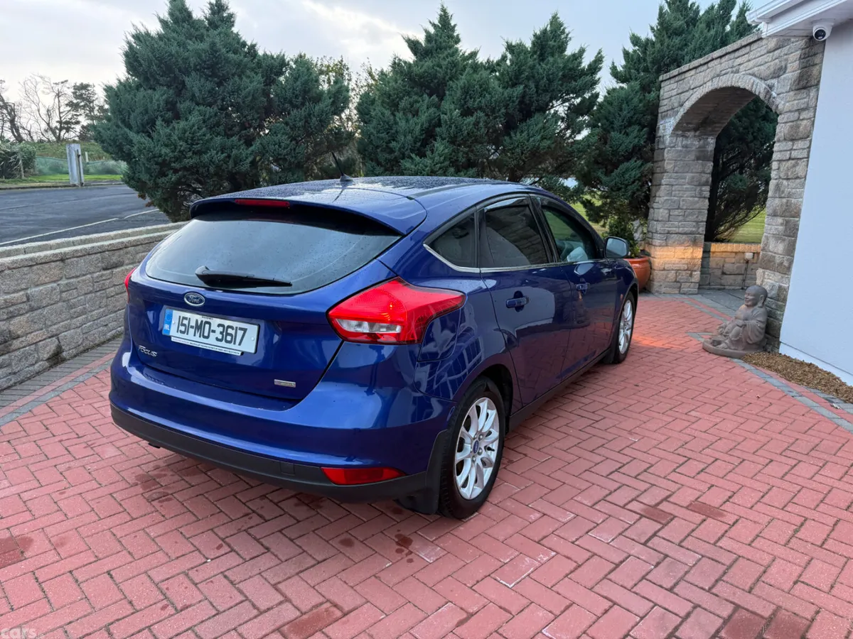 Ford Focus Hatchback, Petrol, 2015, Blue
