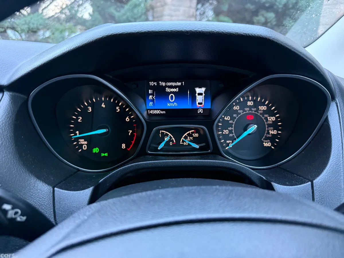 Ford Focus Hatchback, Petrol, 2015, Blue