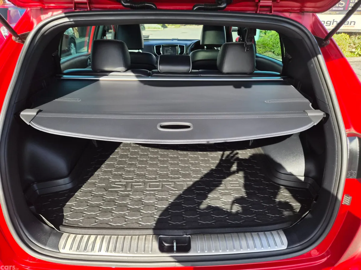 Kia Sportage SUV, Diesel, 2017, Red