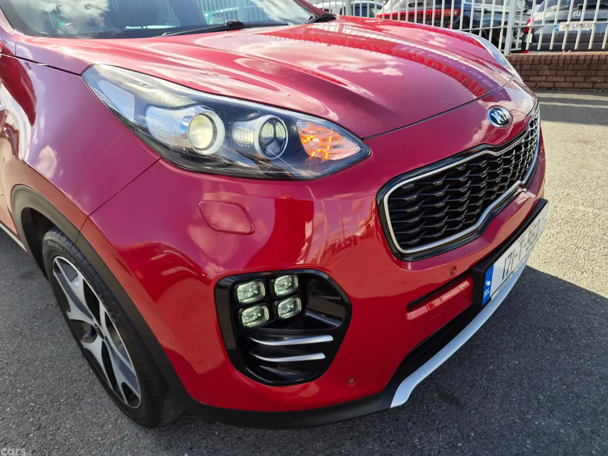 Kia Sportage SUV, Diesel, 2017, Red