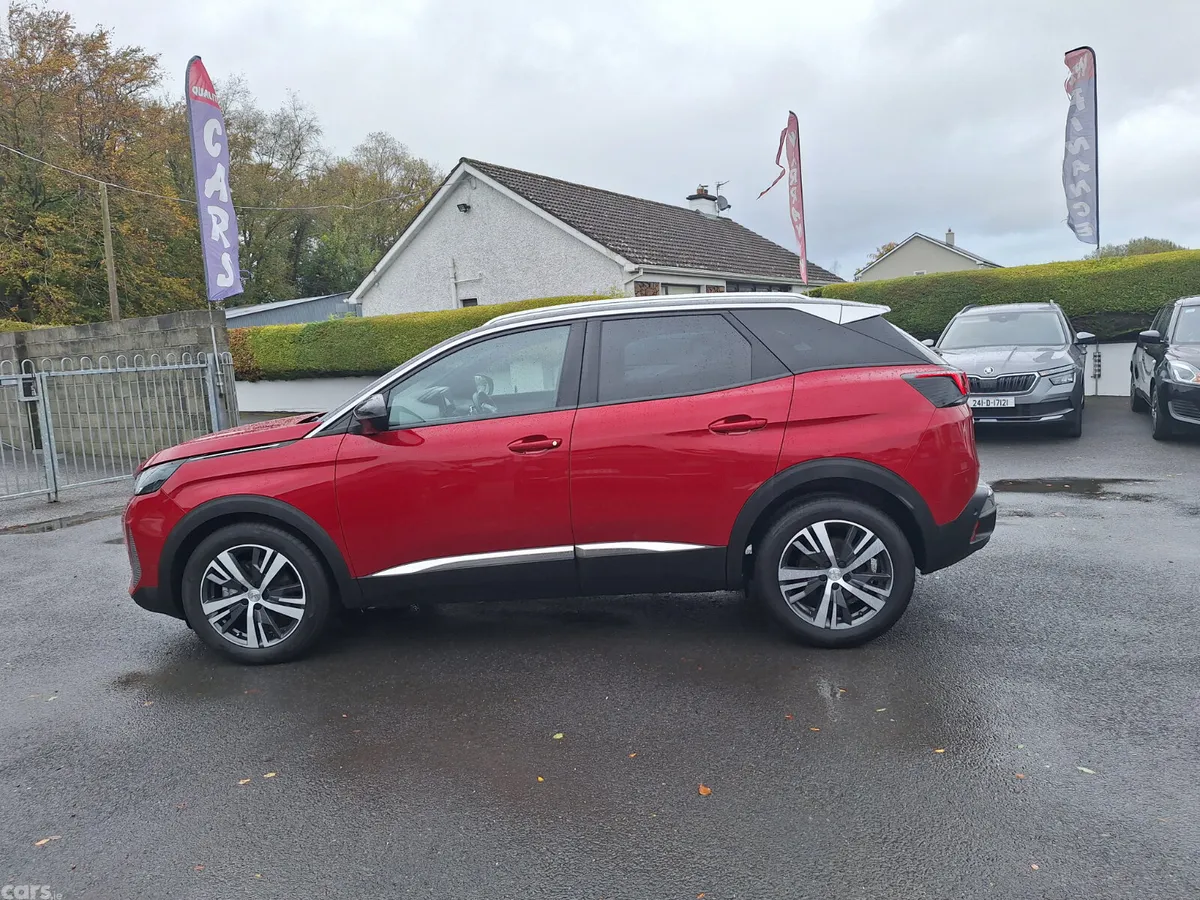 Peugeot 3008 MPV, Diesel, 2023, Red