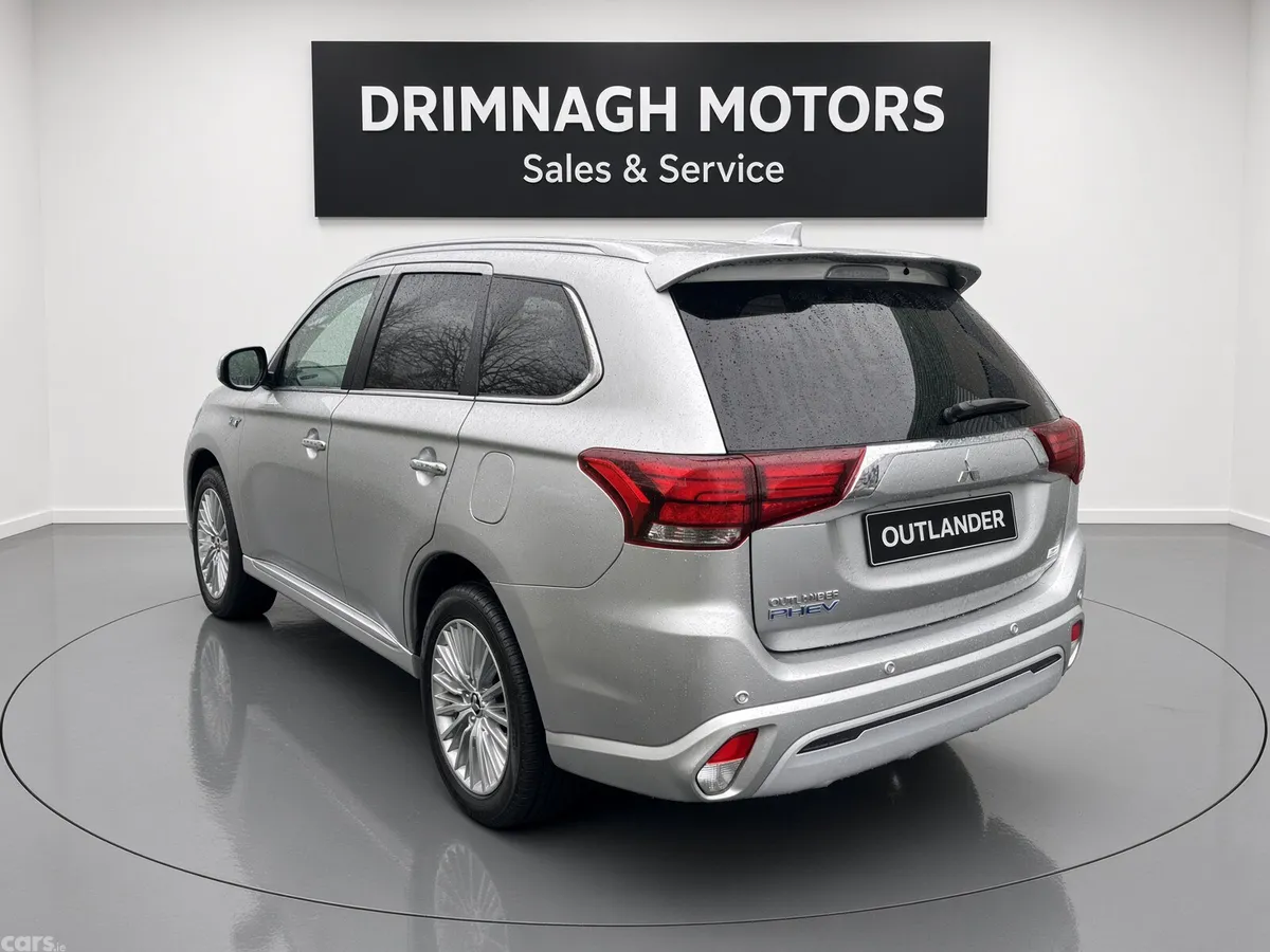 Mitsubishi Outlander SUV, Petrol Plug-in Hybrid, 2018, Silver