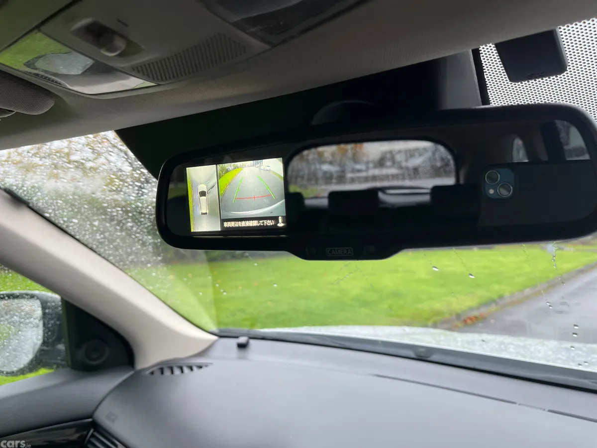 Mitsubishi Outlander SUV, Petrol Plug-in Hybrid, 2018, Silver