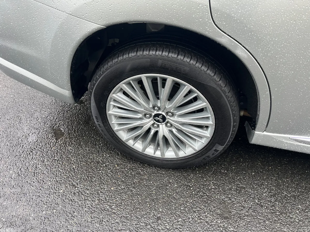 Mitsubishi Outlander SUV, Petrol Plug-in Hybrid, 2018, Silver