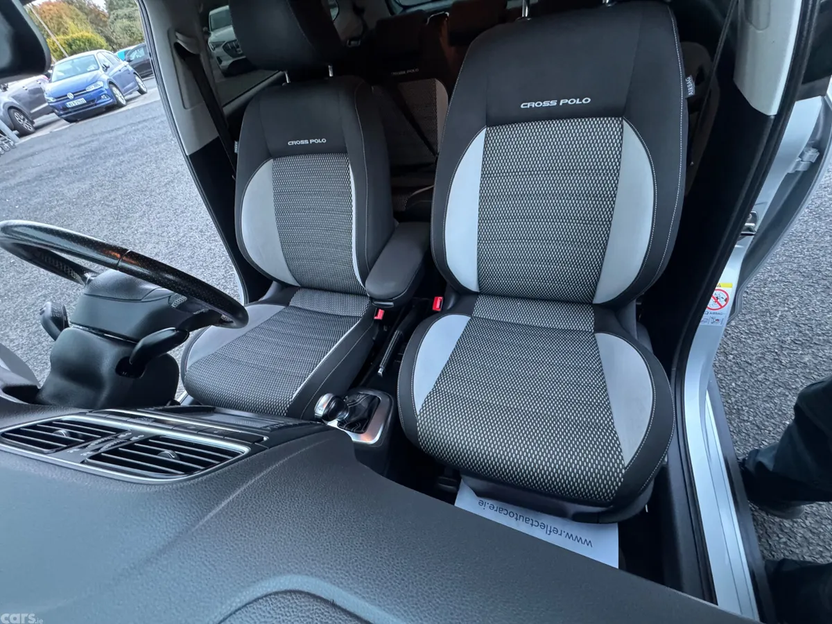 Volkswagen Polo Hatchback, Petrol, 2013, Silver