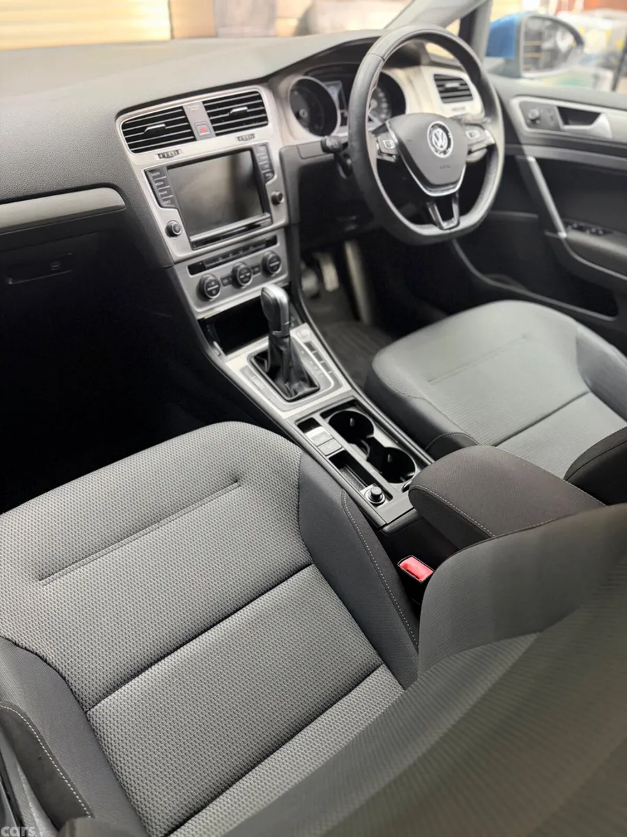 Volkswagen Golf Hatchback, Petrol, 2017, White
