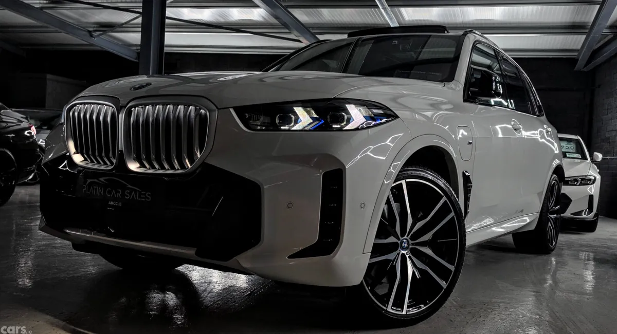 BMW X5 SUV, Petrol Plug-in Hybrid, 2023, White