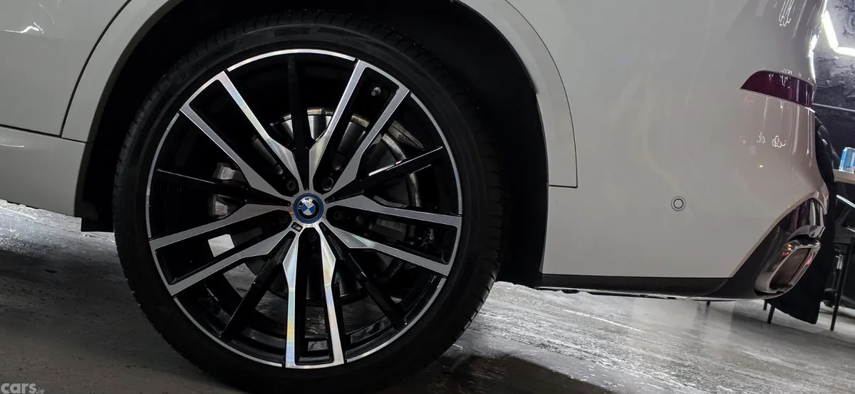 BMW X5 SUV, Petrol Plug-in Hybrid, 2023, White