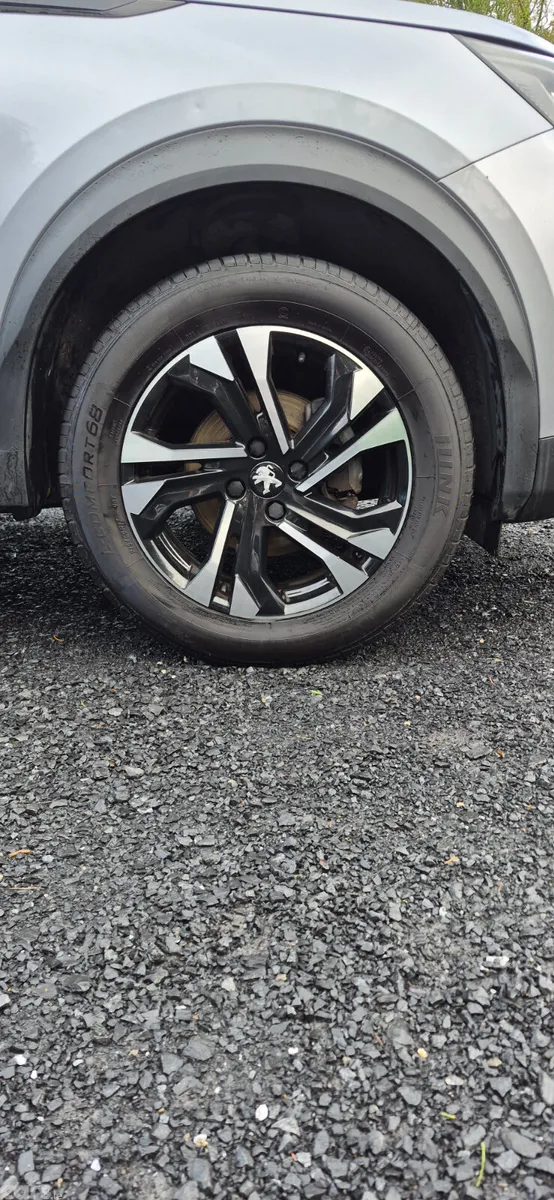 Peugeot 2008 MPV, Petrol, 2021, Grey