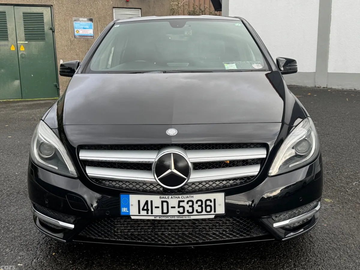Mercedes-Benz B-Class Hatchback, Petrol, 2014, Black