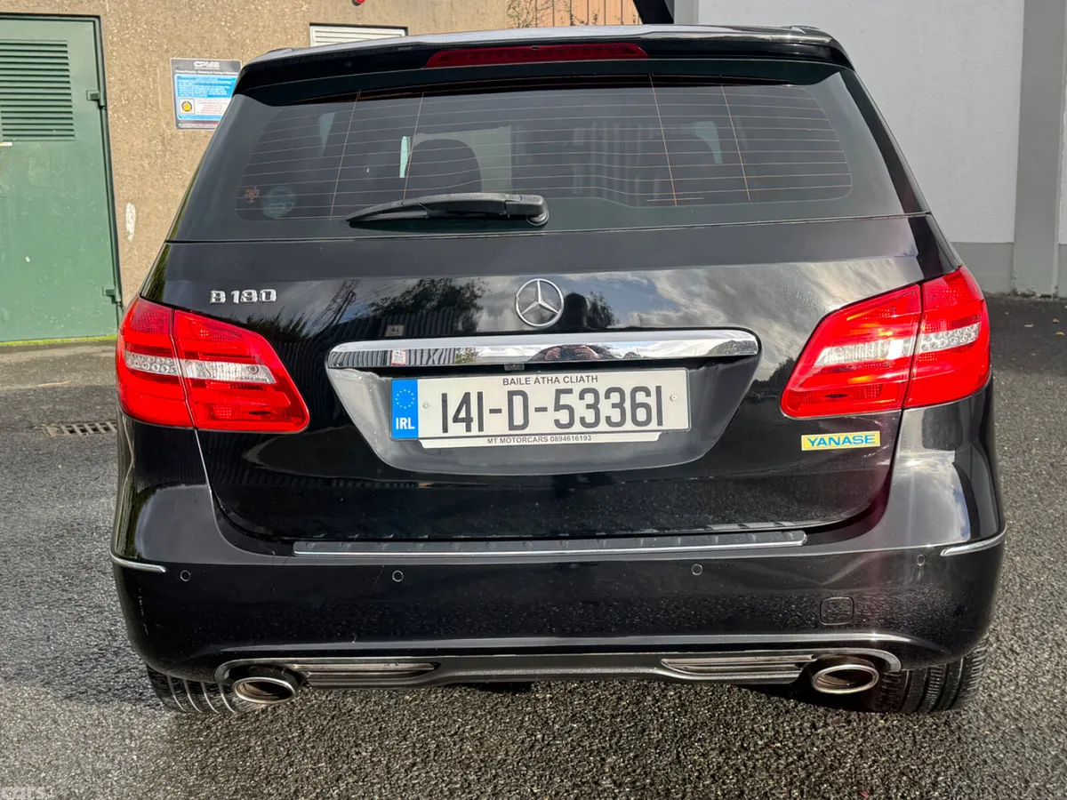 Mercedes-Benz B-Class Hatchback, Petrol, 2014, Black