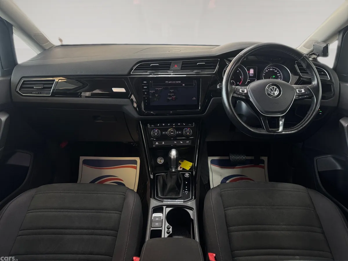 Volkswagen Touran MPV, Diesel, 2018, White