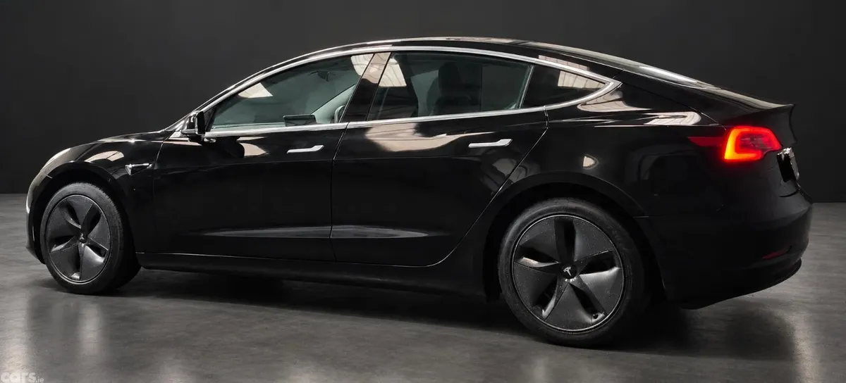 Tesla Model 3 Saloon, Electric, 2020, Black