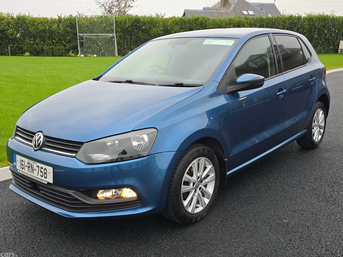 Volkswagen Polo Hatchback, Petrol, 2016, Blue