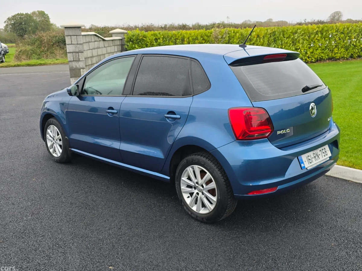 Volkswagen Polo Hatchback, Petrol, 2016, Blue