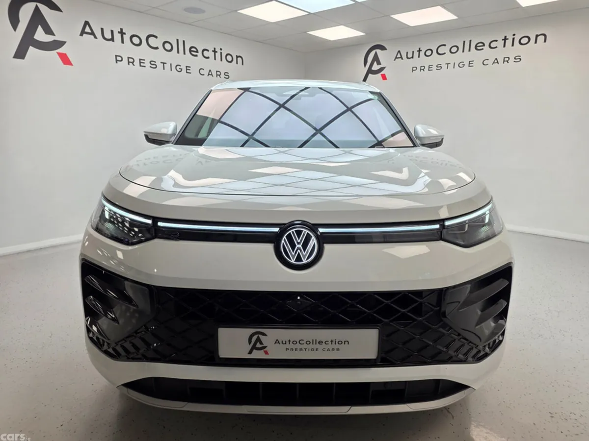 Volkswagen Tayron SUV, Petrol Plug-in Hybrid, 2025, White