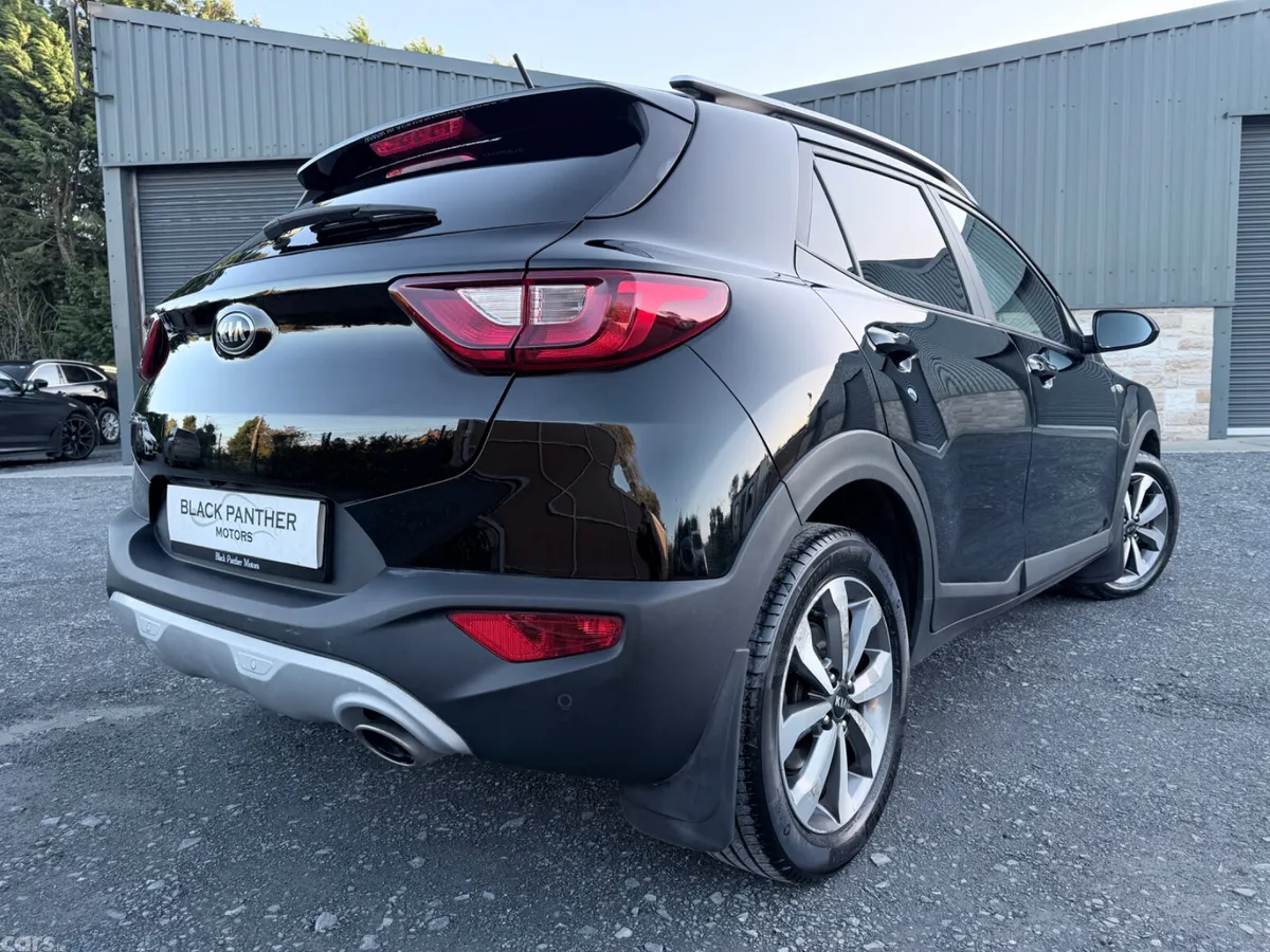 Kia Stonic Hatchback, Petrol, 2021, Black