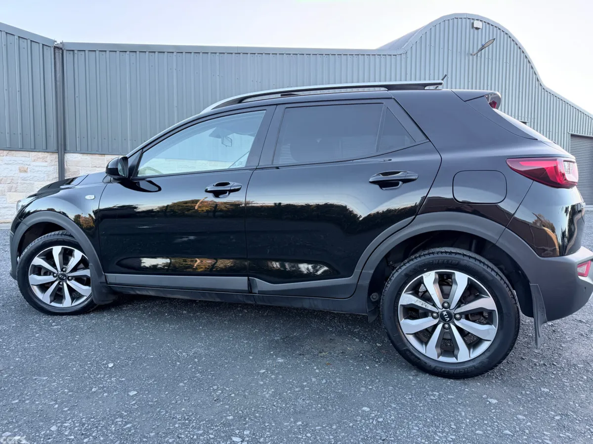 Kia Stonic Hatchback, Petrol, 2021, Black