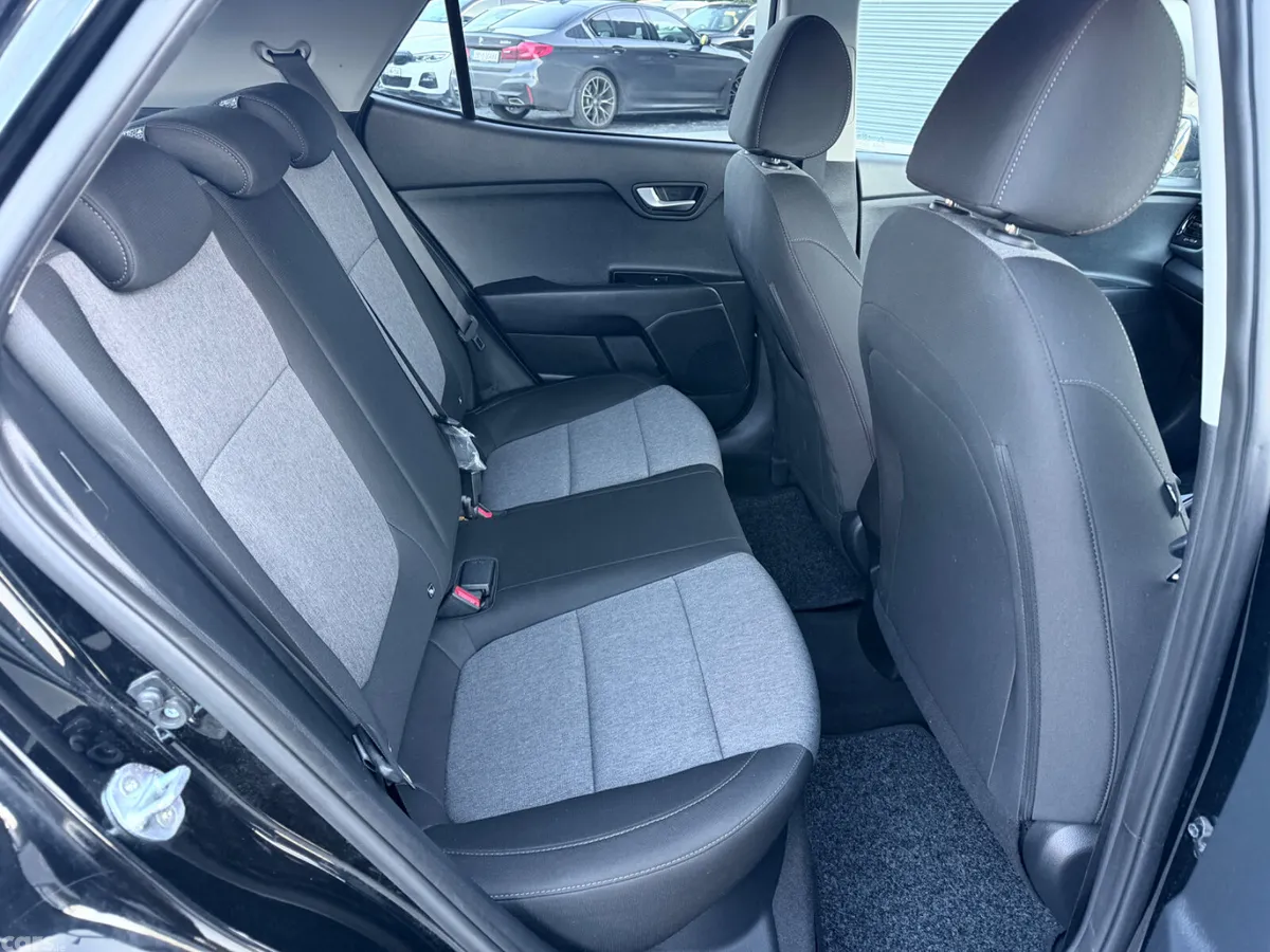 Kia Stonic Hatchback, Petrol, 2021, Black