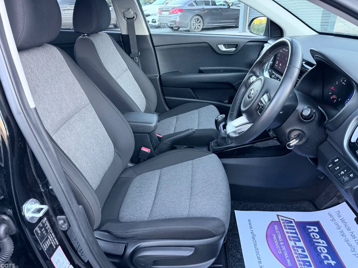 Kia Stonic Hatchback, Petrol, 2021, Black