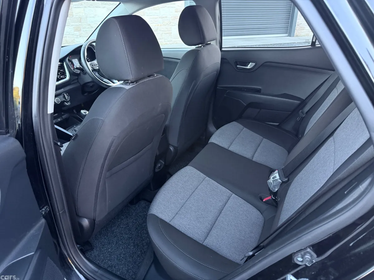 Kia Stonic Hatchback, Petrol, 2021, Black