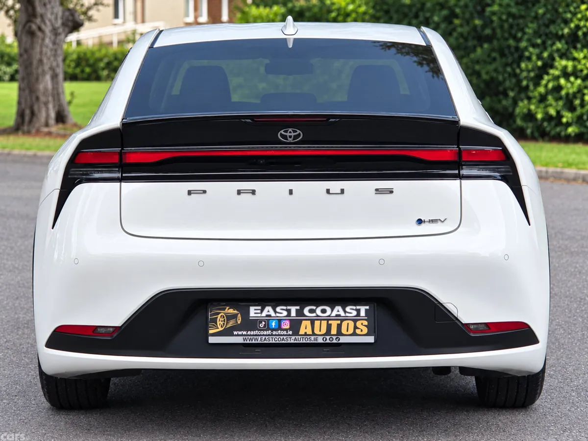 Toyota Prius Saloon, Petrol Hybrid, 2023, White