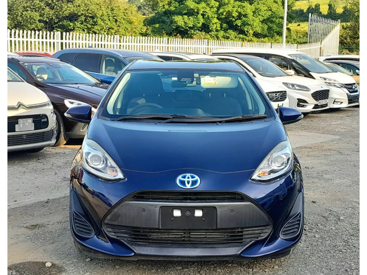 Toyota Aqua Hatchback, Petrol Hybrid, 2018, Blue