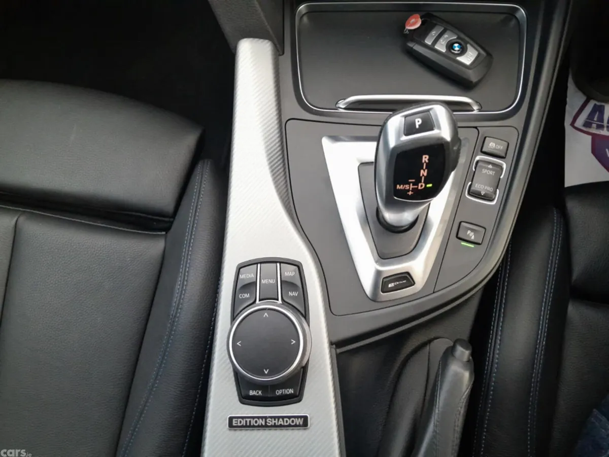BMW 3-Series Saloon, Petrol Plug-in Hybrid, 2018, White