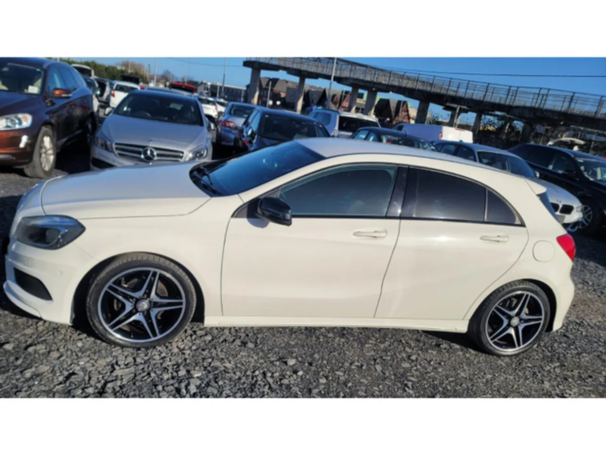 Mercedes-Benz A-Class Hatchback, Petrol, 2014, White