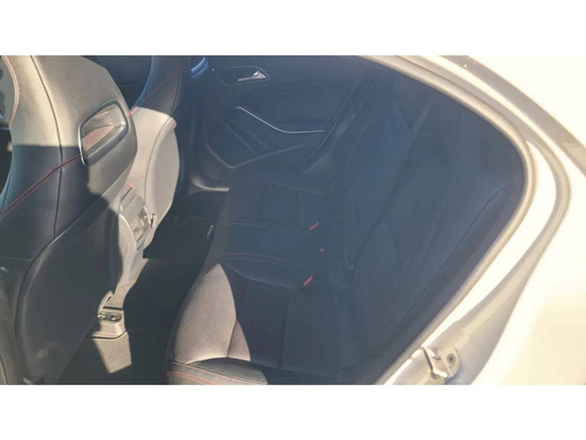 Mercedes-Benz A-Class Hatchback, Petrol, 2014, White