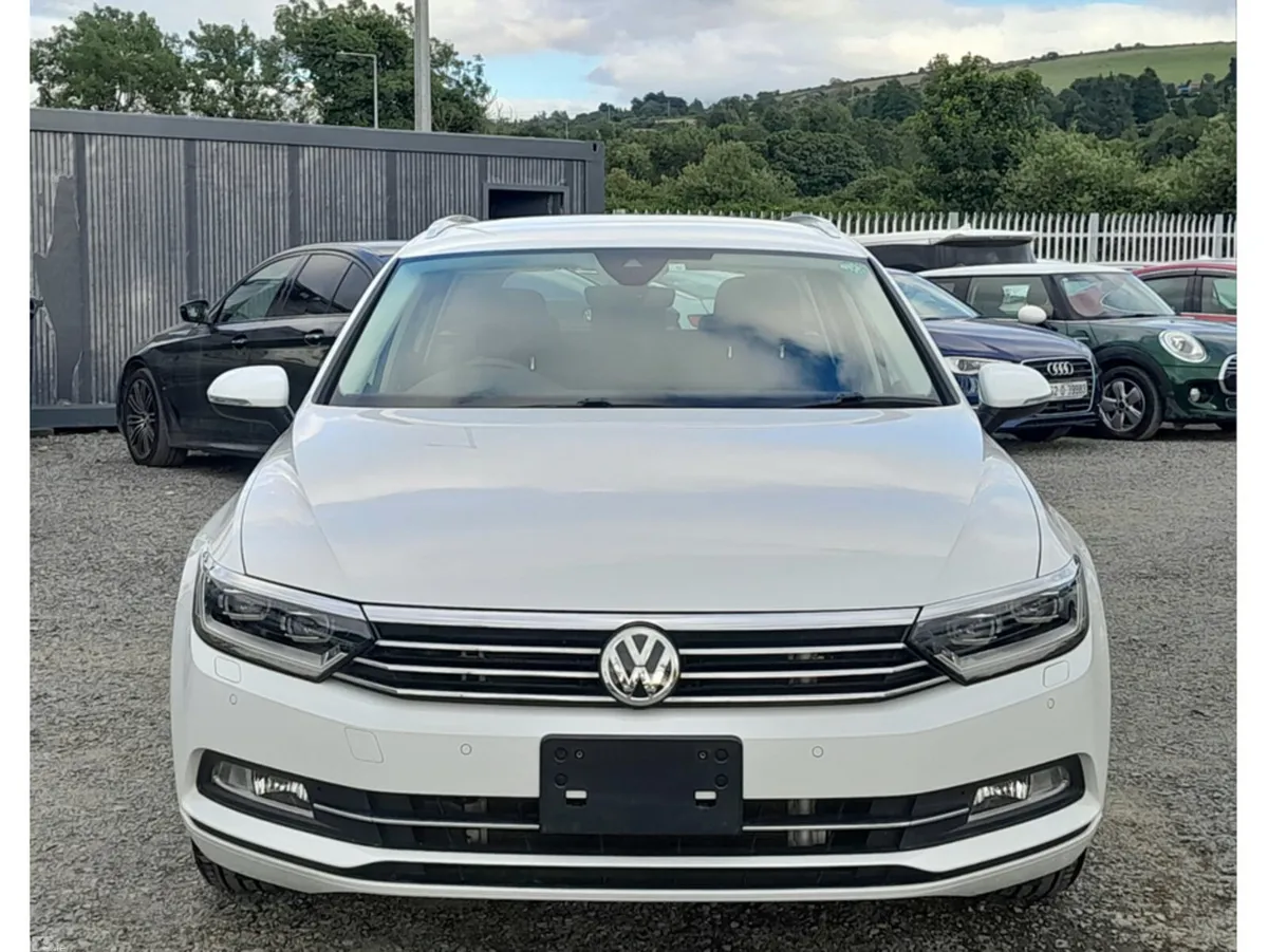 Volkswagen Passat Estate, Petrol, 2016, White