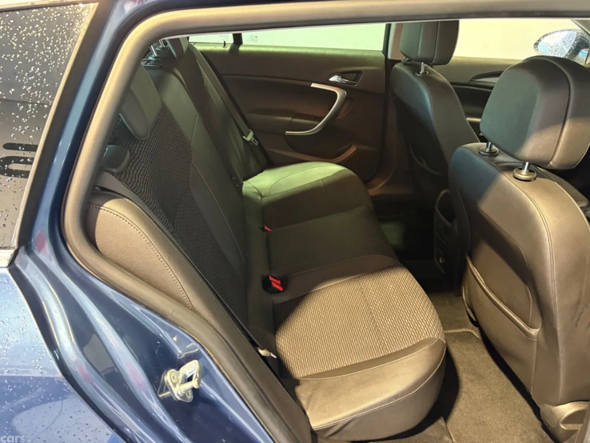 Opel Insignia Estate, Diesel, 2015, Blue