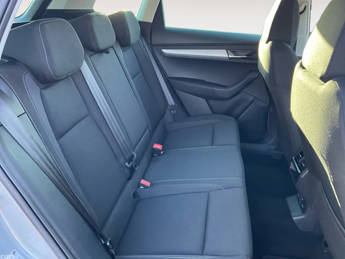 Skoda Karoq SUV, Diesel, 2024, Grey