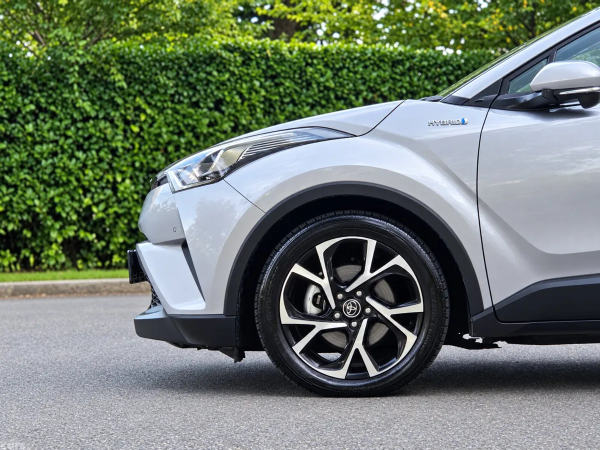 Toyota C-HR Hatchback, Petrol Hybrid, 2019, Grey