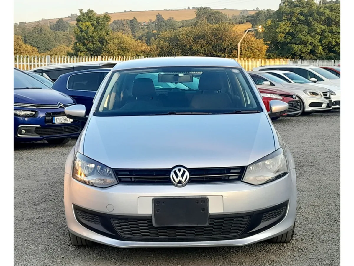 Volkswagen Polo Hatchback, Petrol, 2012, Silver
