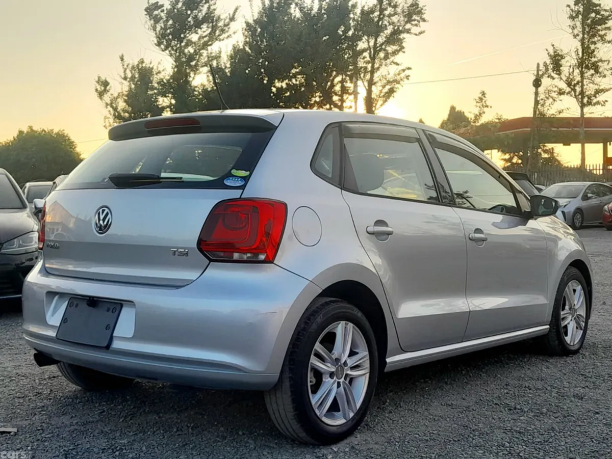 Volkswagen Polo Hatchback, Petrol, 2012, Silver