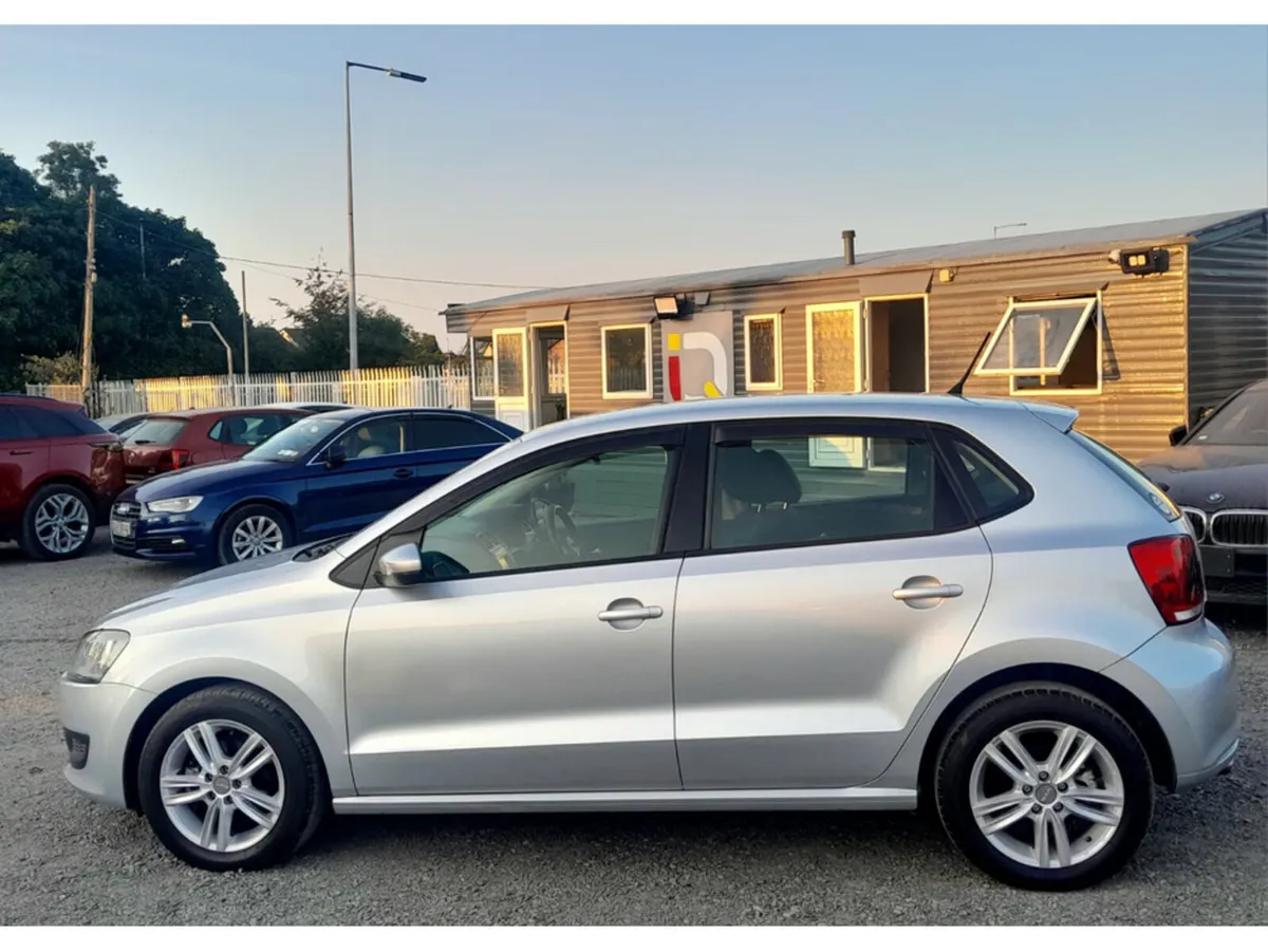 Volkswagen Polo Hatchback, Petrol, 2012, Silver
