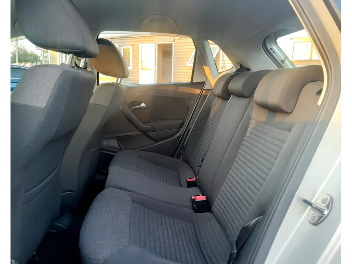 Volkswagen Polo Hatchback, Petrol, 2012, Silver