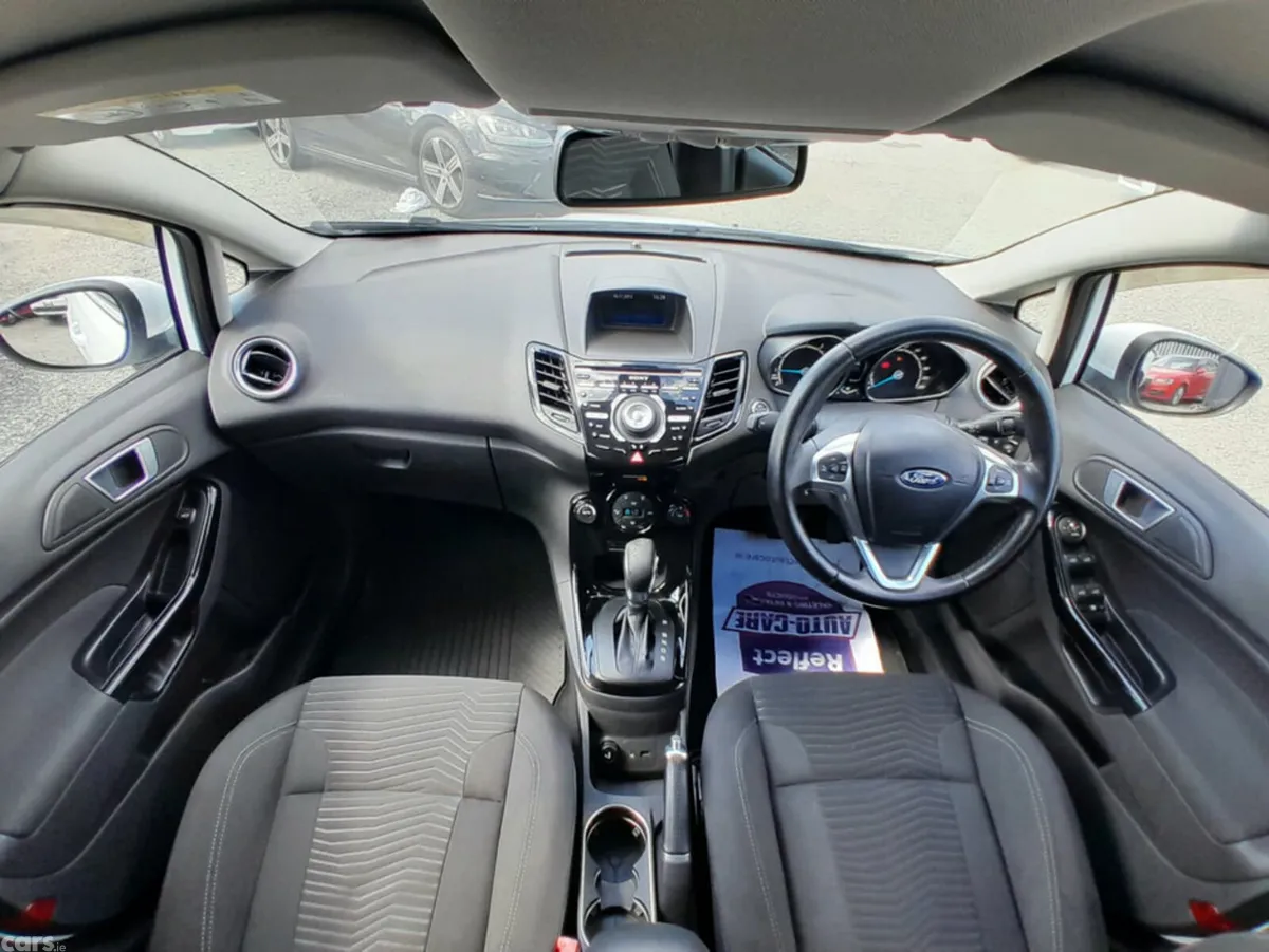 Ford Fiesta Hatchback, Petrol, 2014, White