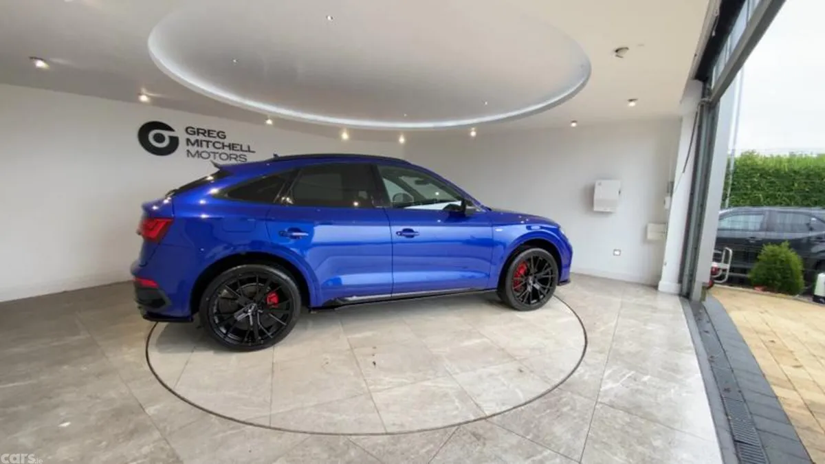 Audi Q5 SUV, Petrol Hybrid, 2023, Blue