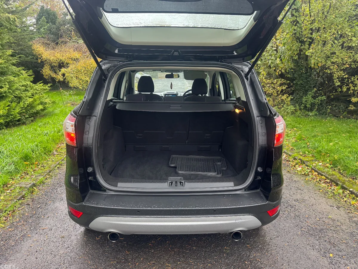 Ford Kuga SUV, Diesel, 2017, Black