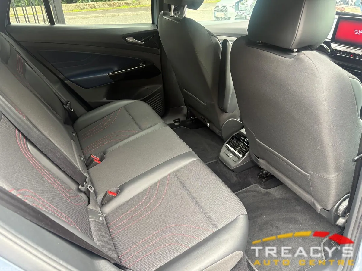 Volkswagen ID.5 Estate, Electric, 2022, Blue