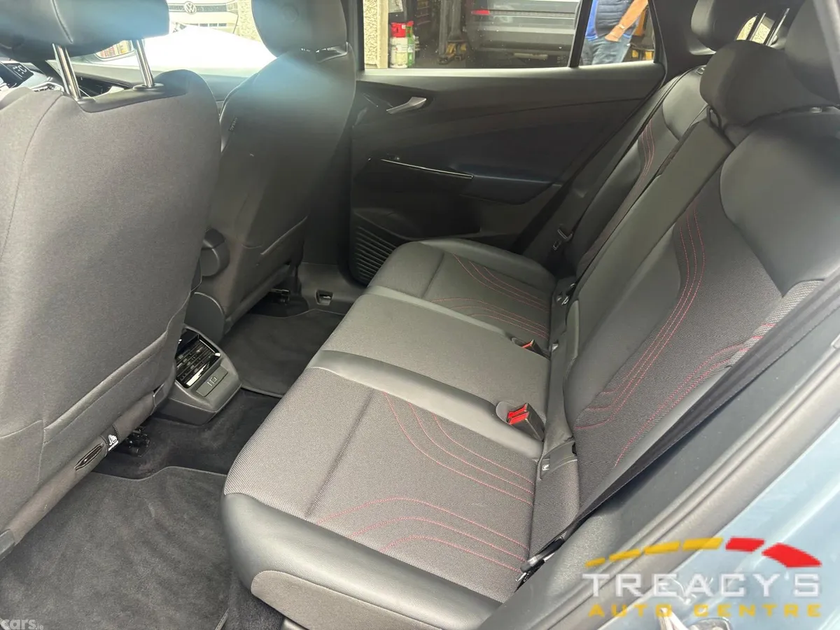 Volkswagen ID.5 Estate, Electric, 2022, Blue