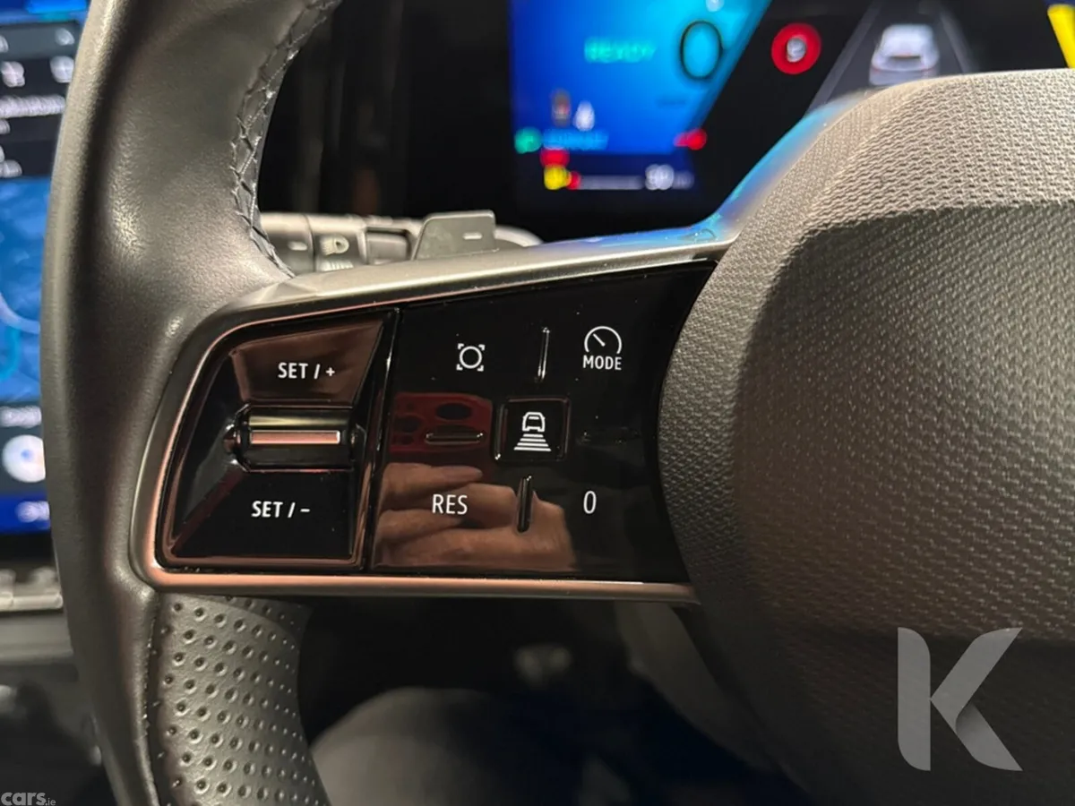 Renault Austral SUV, Petrol Hybrid, 2025, Blue