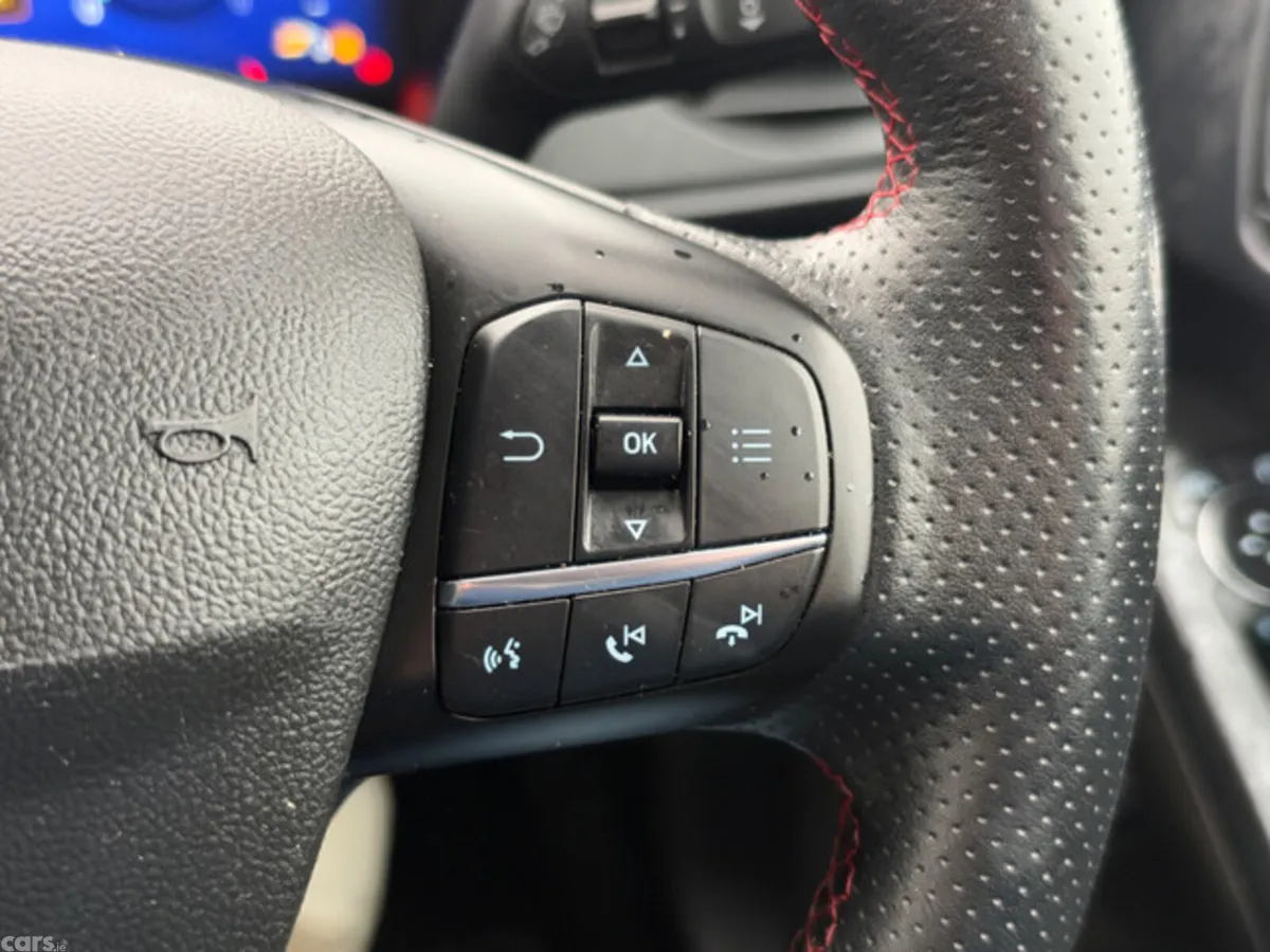 Ford Focus Hatchback, Diesel, 2020, White