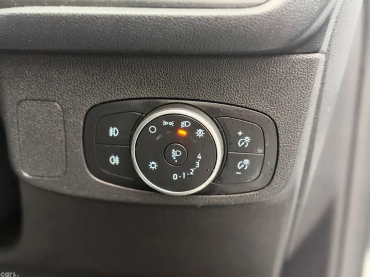 Ford Focus Hatchback, Diesel, 2020, White