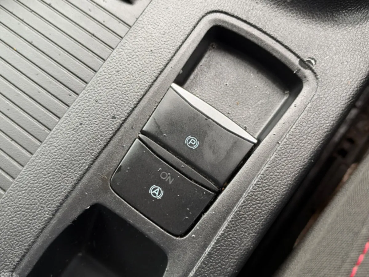 Ford Focus Hatchback, Diesel, 2020, Black