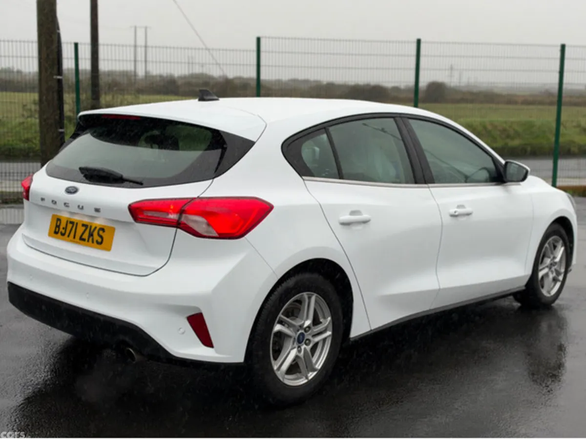 Ford Focus Hatchback, Diesel, 2021, White